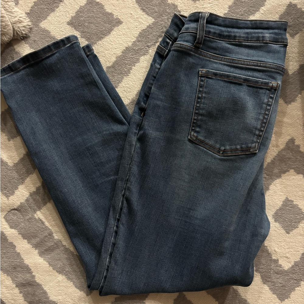 Time and Tru Women's Straight Leg Jeans - Deep Indigo